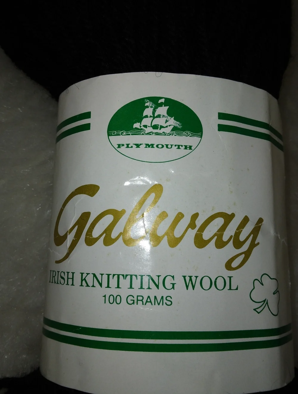 YARN Galway Irish Knitting Wool, 4 Skeins 100 g Each, 100% Wool Black